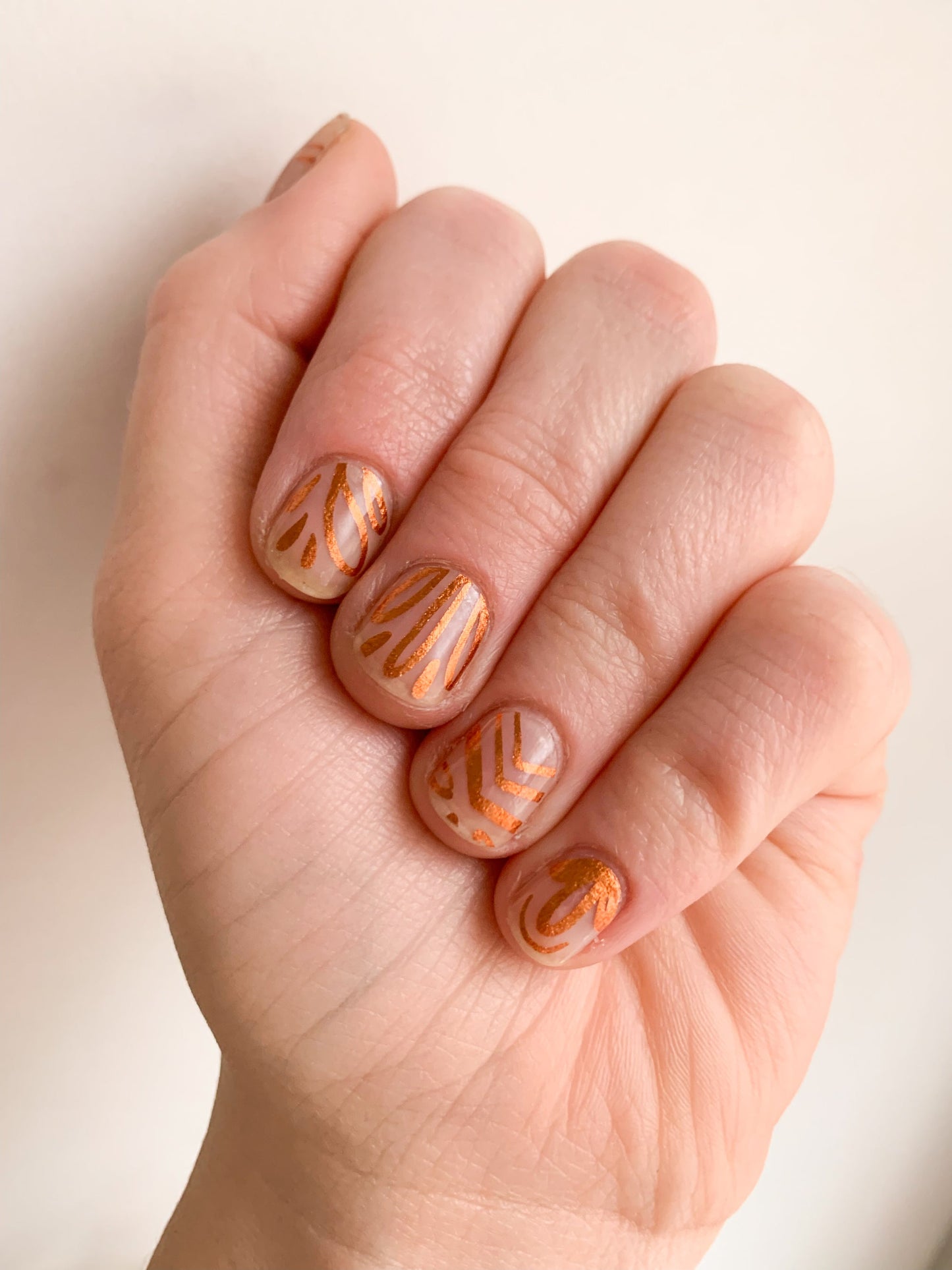 'Bronze Age Queen' Rose Gold Metallic Line Art Henna Transparent Nail Wrap Kit