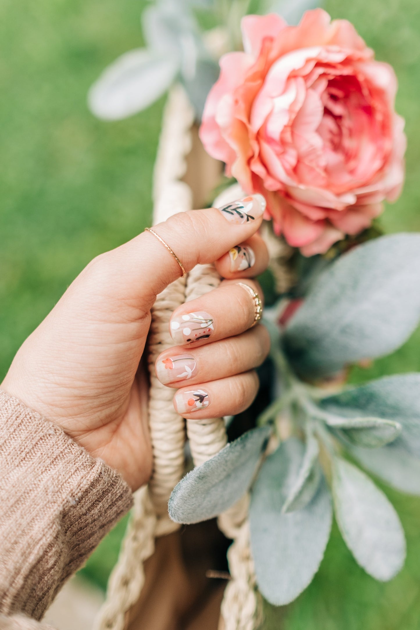 'Garden Party' Transparent Floral Nail Wrap Kit