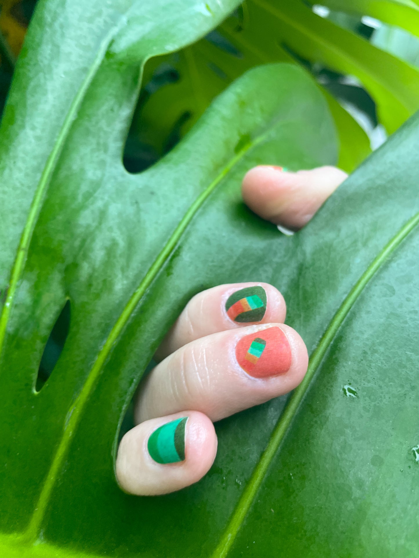 'Picnic Scarf' Green Rainbow Nail Wrap Kit Winter Nail Strips